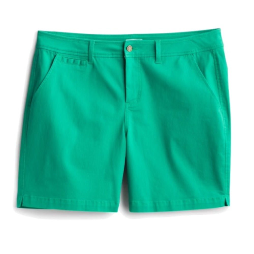 Lorraine green short